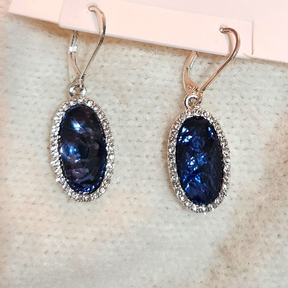 Joe Fresh Earrings - Picture 1 of 1